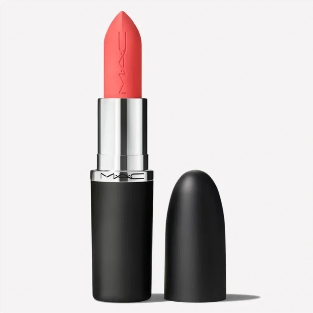 MAC Cosmetics M•A•CXIMAL Silky Matte Lipstick in Flamingo (697) NIB